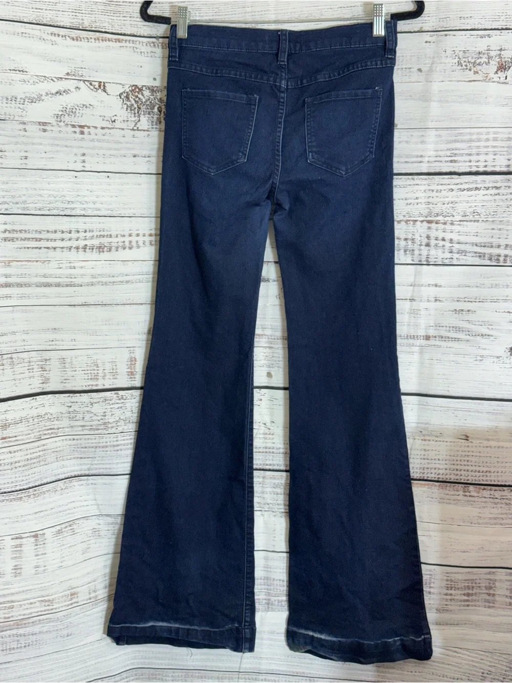 Free people Jeans Womens Sz 26 vintage Dark Blue Flared bootcutmid rise stretch